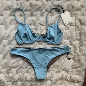 NWT Acacia Manhattan and Makai Set